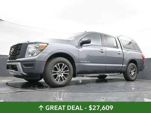 Used 2021 Nissan Titan SV w/ SV Convenience Package image 51