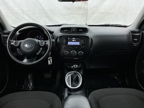 Used 2019 Kia Soul FWD image 26
