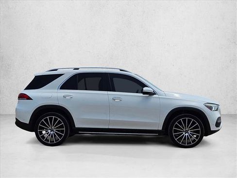 Used 2020 Mercedes-Benz GLE 350 4MATIC image 4