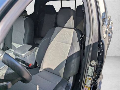Used 2020 Toyota Tacoma TRD Off-Road AWD/4WD image 15