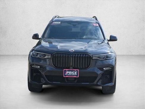 Used 2022 BMW X7 M50i AWD/4WD image 2