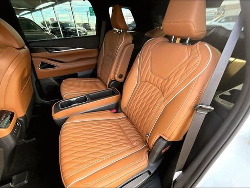 New 2026 INFINITI QX60 Autograph image 14