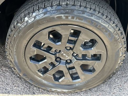 Used 2022 Honda Ridgeline Black Edition image 7