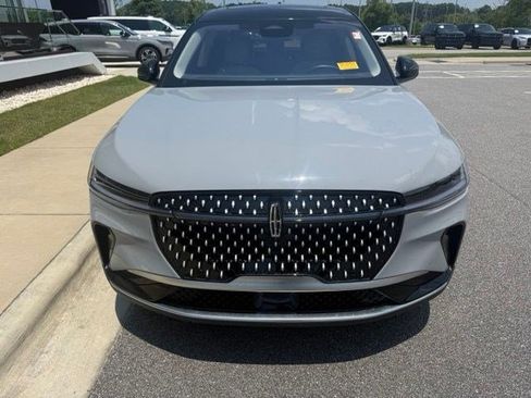 Used 2026 Lincoln Nautilus Premier w/ Equipment Group 102A AWD/4WD image 3