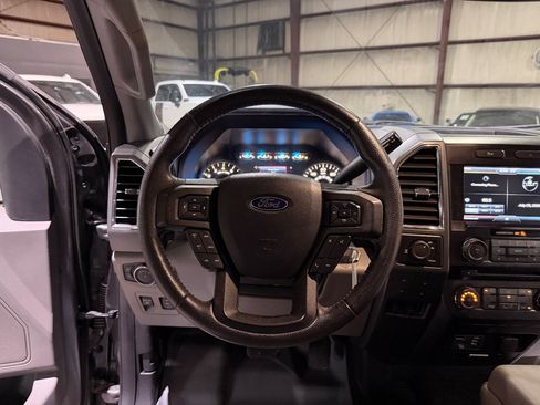 Used 2015 Ford F150 XLT w/ Equipment Group 302A Luxury RWD image 29