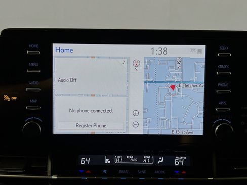 Used 2024 Toyota Sienna Platinum FWD image 27