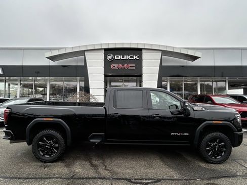 Used 2024 GMC Sierra 3500 AT4 w/ AT4 Premium Plus Package image 33