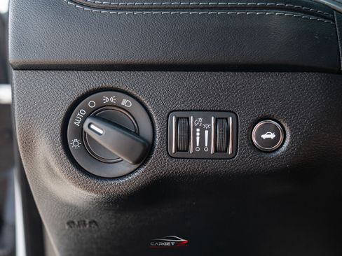 Used 2021 Dodge Charger Scat Pack RWD image 37