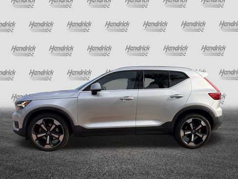 Used 2019 Volvo XC40 T5 Inscription image 7