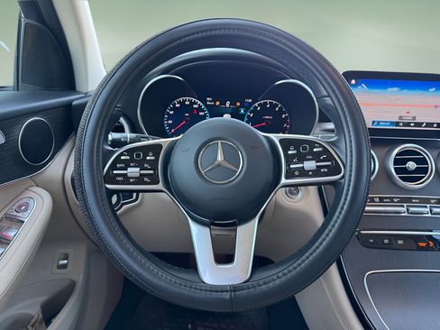 Used 2020 Mercedes-Benz GLC 300 4MATIC image 21