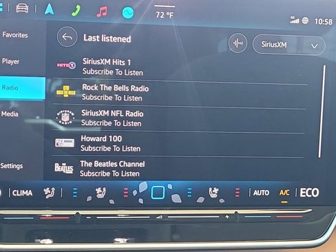 Used 2025 Volkswagen ID. Buzz 1st Edition image 32