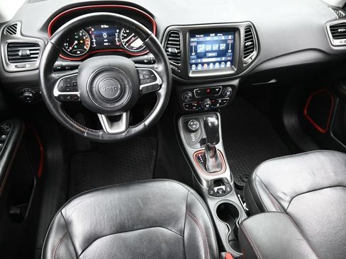 Used 2018 Jeep Compass Trailhawk w/ Leather Interior Group AWD/4WD image 15