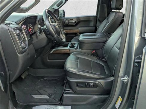 Used 2020 Chevrolet Silverado 1500 High Country w/ Technology Package image 14