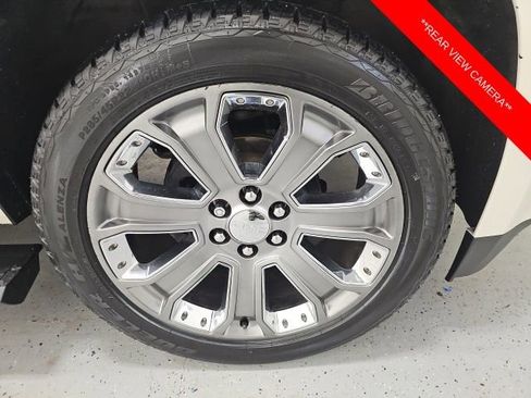 Used 2015 GMC Yukon Denali image 8