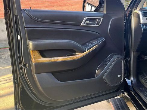 Used 2016 GMC Yukon Denali w/ Open Road Package image 23