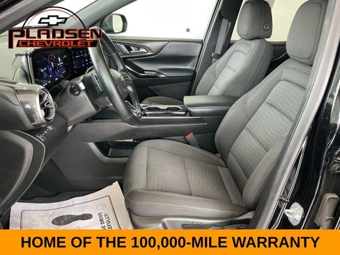 Used 2025 Chevrolet Equinox LT AWD/4WD image 8