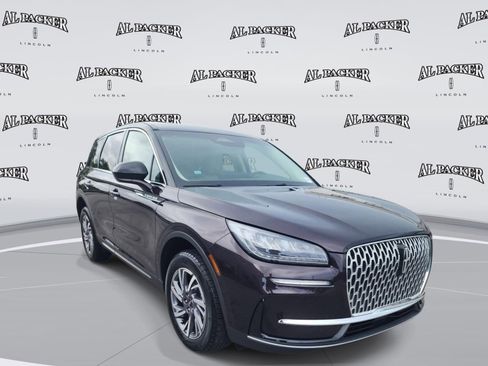 Certified 2023 Lincoln Corsair FWD w/ Towing Package image 7