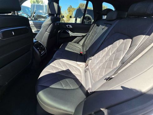Used 2024 BMW X5 xDrive50e AWD/4WD image 18