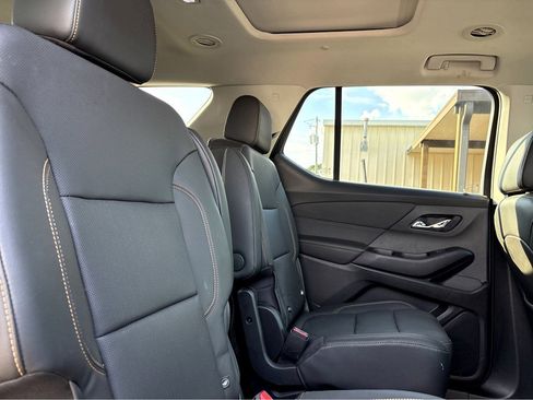 Used 2020 Chevrolet Traverse Premier w/ Redline Edition image 15