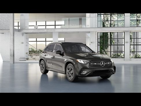 Used 2026 Mercedes-Benz GLC 300 4MATIC image 5