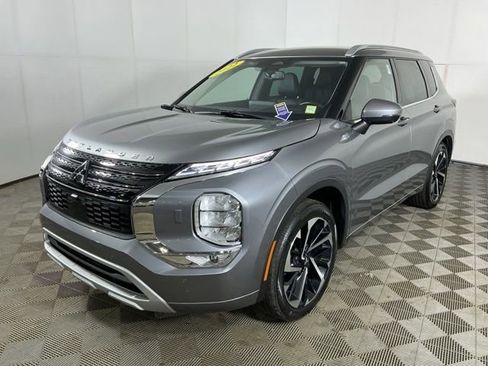 Used 2022 Mitsubishi Outlander SEL AWD/4WD image 4