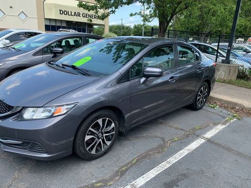 Used 2015 Honda Civic EX image 9