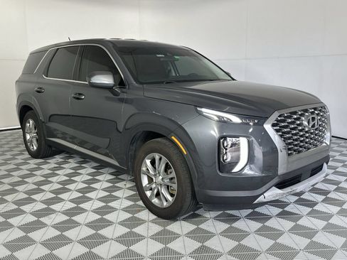 Used 2021 Hyundai Palisade SE FWD image 2