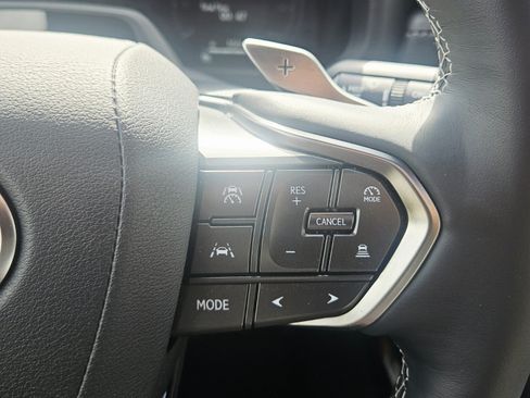 Used 2025 Lexus LX 700h Overtrail AWD/4WD image 29