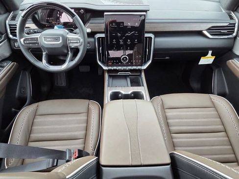 New 2026 GMC Acadia Denali Ultimate FWD image 8