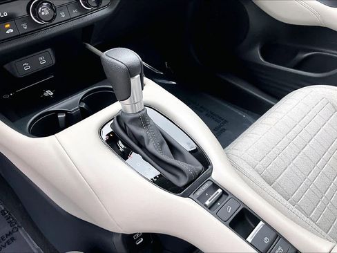 Used 2026 Honda HR-V LX image 17