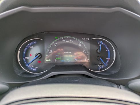 Certified 2024 Toyota RAV4 XLE image 20