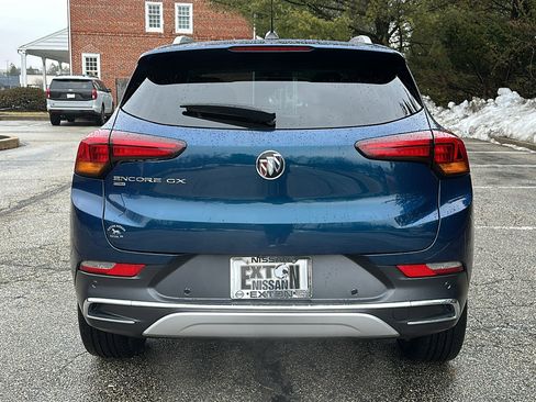 Used 2020 Buick Encore GX Essence w/ Experience Buick Package image 6