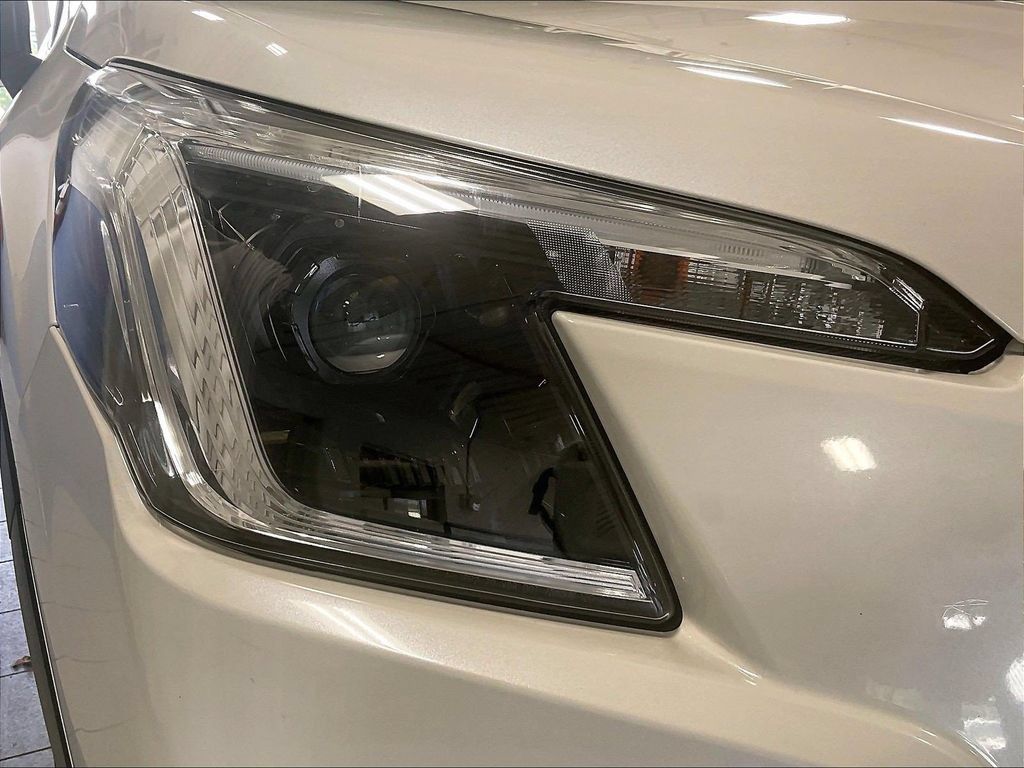 Used 2023 Subaru Forester AWD/4WD image 33