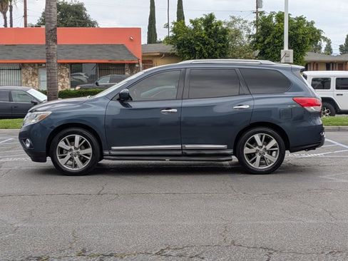 Used 2013 Nissan Pathfinder Platinum w/ Platinum Premium Pkg FWD image 9