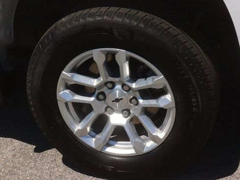Used 2026 Chevrolet Silverado 1500 RST AWD/4WD image 11