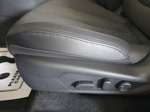 New 2026 Subaru Forester Premium image 25