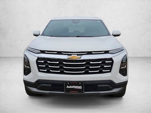 Certified 2025 Chevrolet Equinox LT AWD/4WD image 2