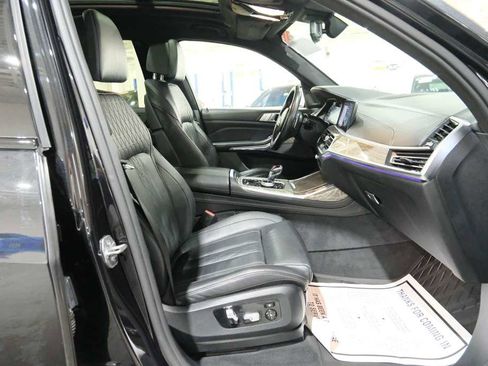 Used 2019 BMW X7 xDrive50i w/ Dynamic Handling Package AWD/4WD image 36