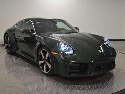 Certified 2026 Porsche 911 Carrera 4S image 9