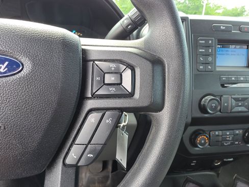 Used 2019 Ford F150 XL w/ Equipment Group 101A Mid AWD/4WD image 13