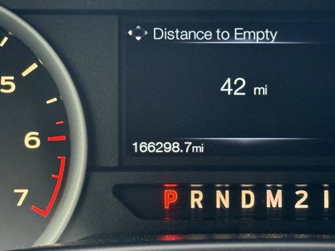 Used 2016 Ford F150 XLT w/ Equipment Group 302A Luxury AWD/4WD image 32
