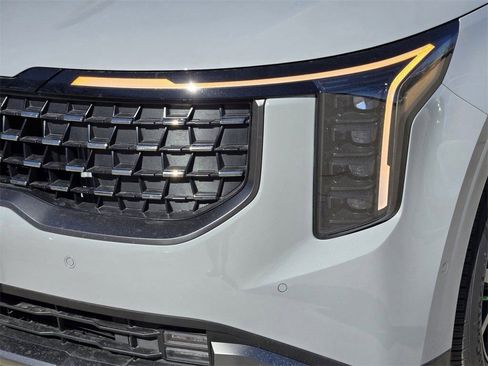 New 2026 Kia Carnival SX Prestige FWD image 7