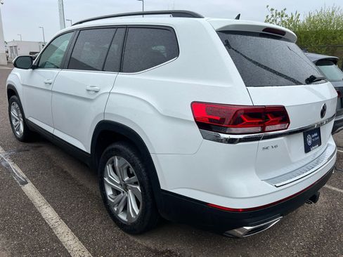 Used 2023 Volkswagen Atlas SE AWD/4WD image 4