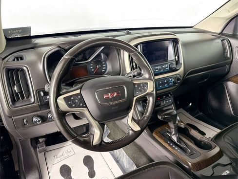 Used 2018 GMC Canyon Denali image 9