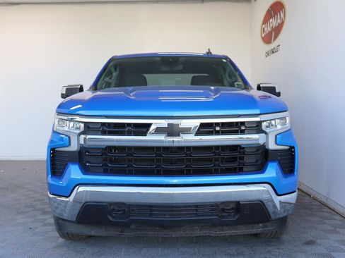 Certified 2025 Chevrolet Silverado 1500 LT w/ LPO, Dark Essentials Package AWD/4WD image 2