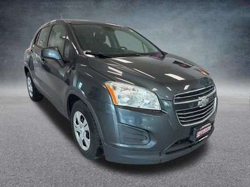 Used 2016 Chevrolet Trax LS FWD image 4
