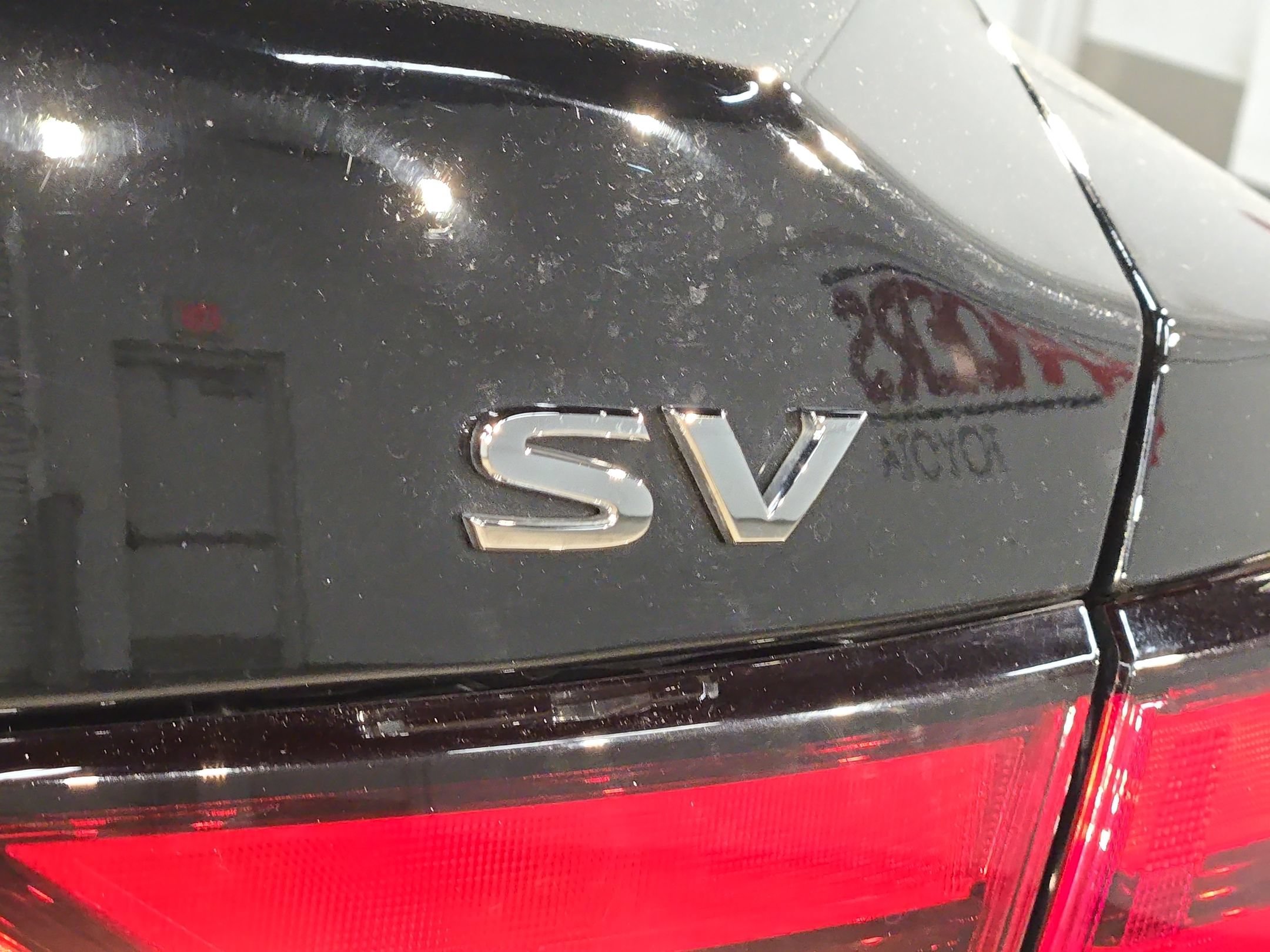 Used 2024 Nissan Sentra SV FWD image 35