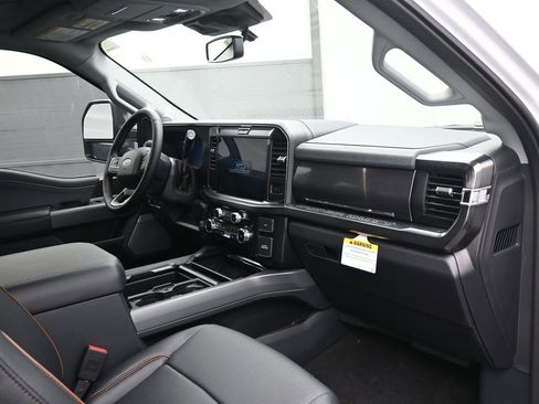 New 2026 Ford F250 Lariat w/ Black Appearance Package image 15