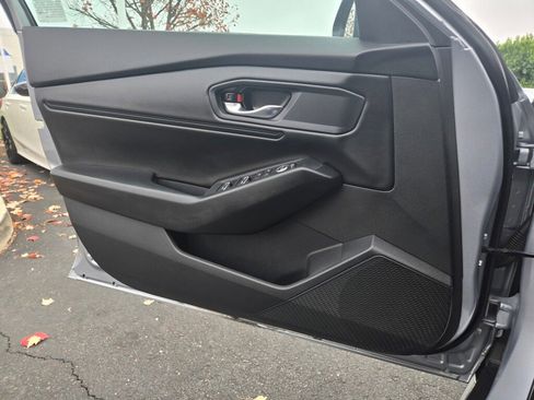 Certified 2023 Honda Accord EX image 22