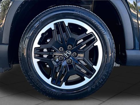 Used 2026 Honda Pilot image 11